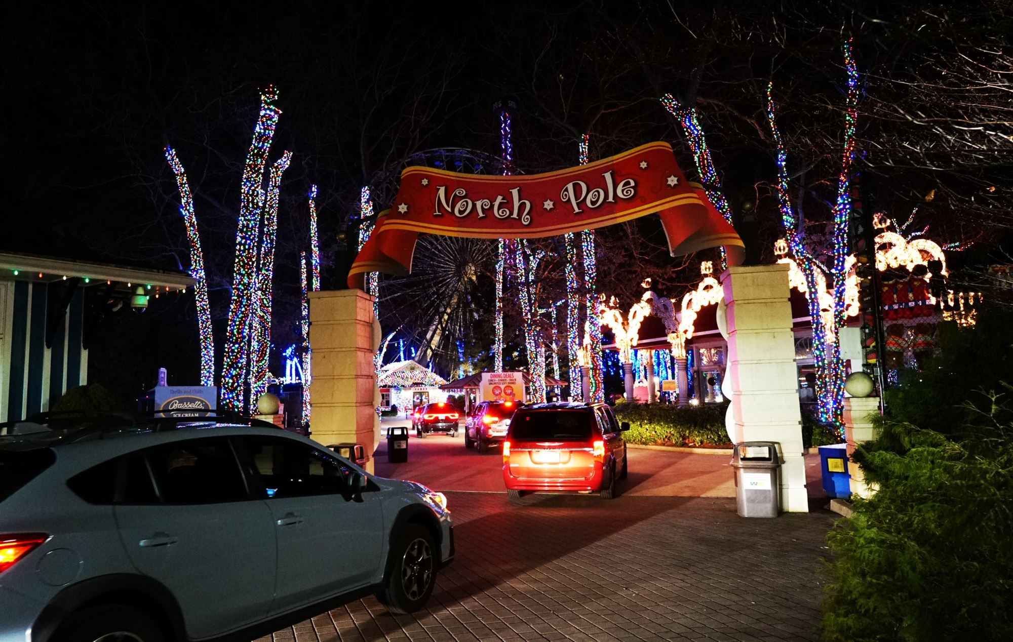 drive through Christmas lights in NJ Six Flags Great Adventure New Jersey