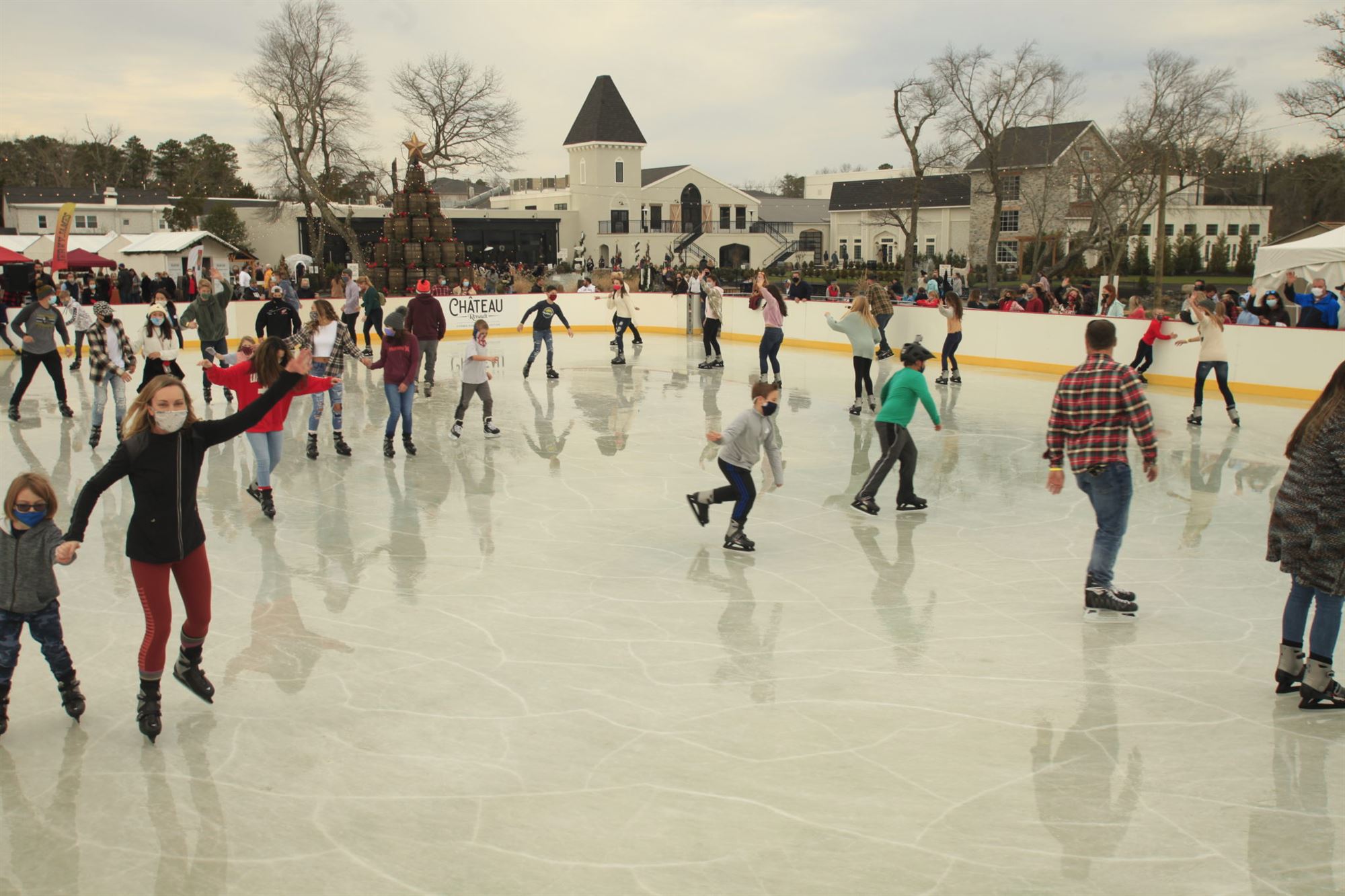 8 Ice Skating Rinks In NJ To Check Out This Winter Flight On Ice