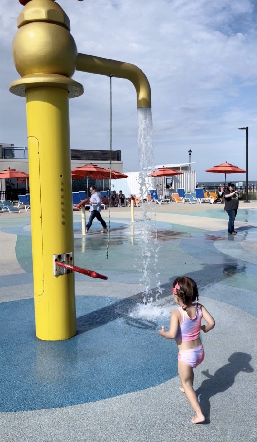 Splash Parks in New Jersey Cool Down When It Heats Up
