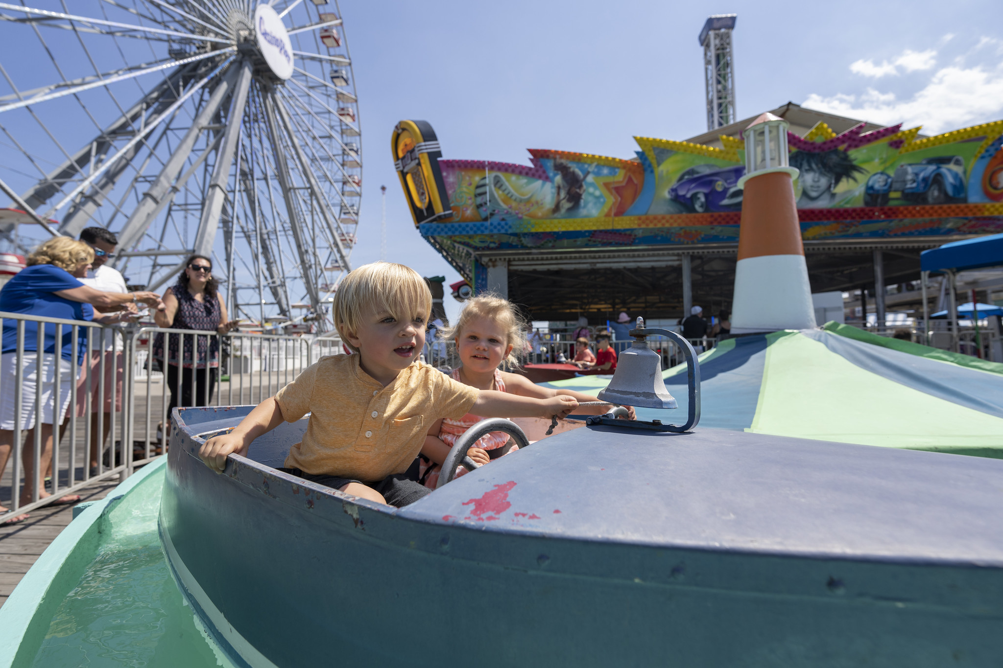 Casino Pier boat