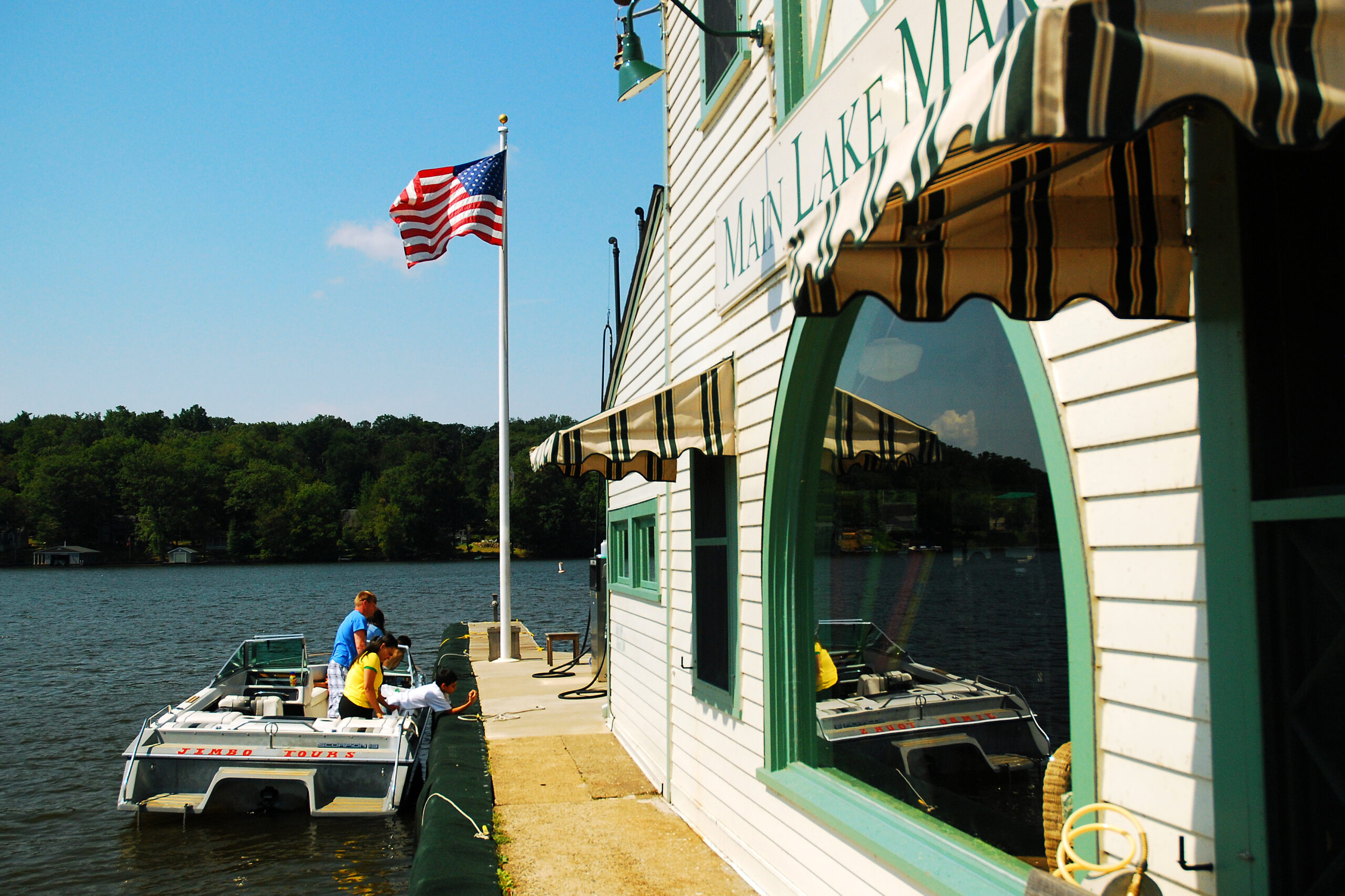 Main Lake Market Lake Hopatcong nj mom