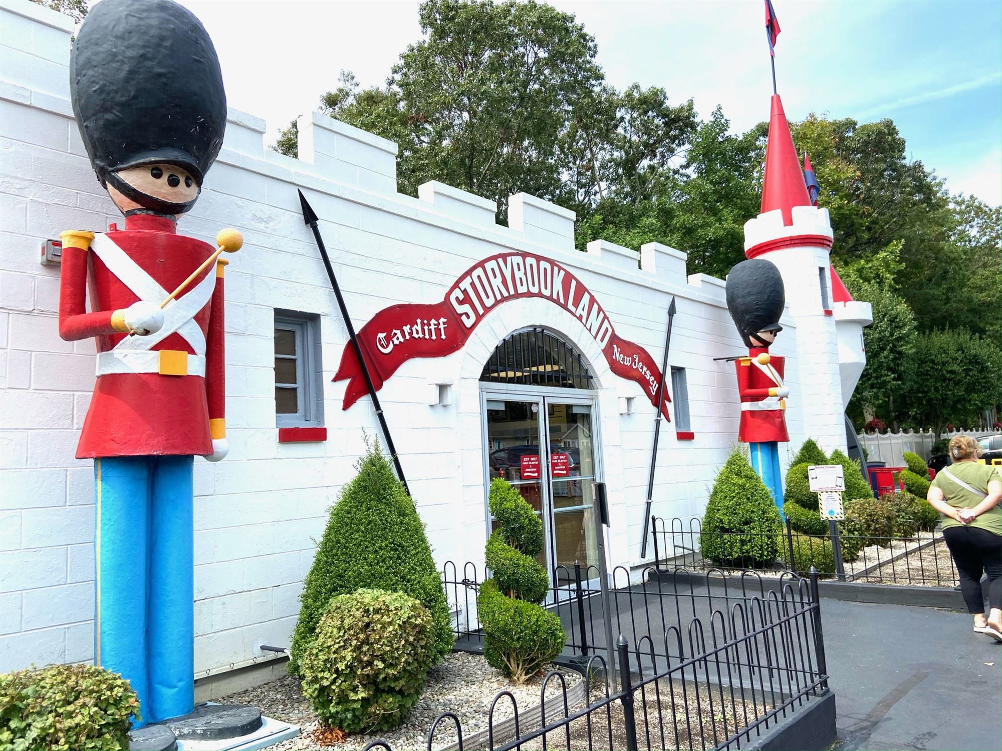 Storybook Entrance nj mom