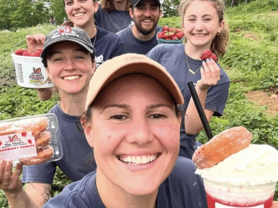 Von Thun Farm staff nj mom
