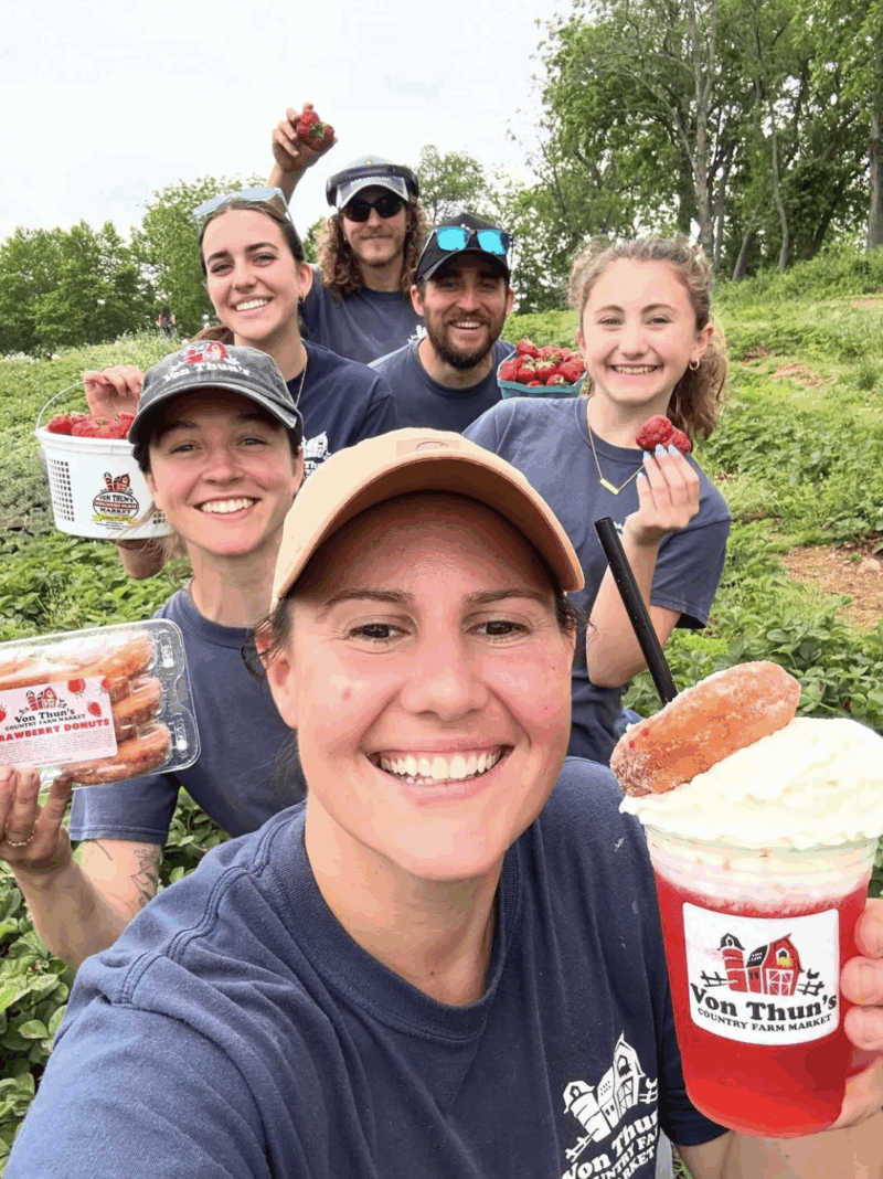 Von Thun Farm staff nj mom