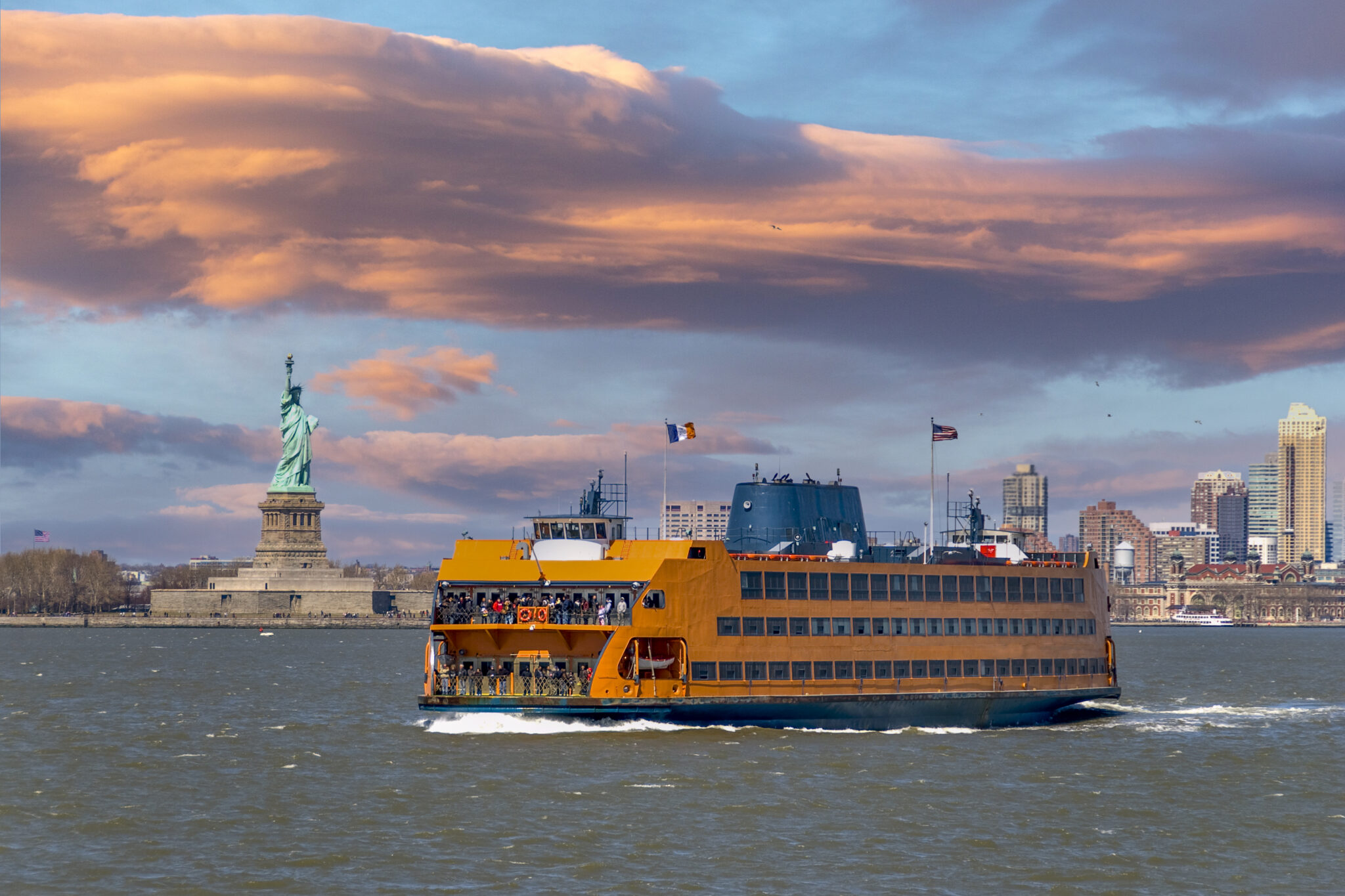 Staten Island Ferry ny mom free