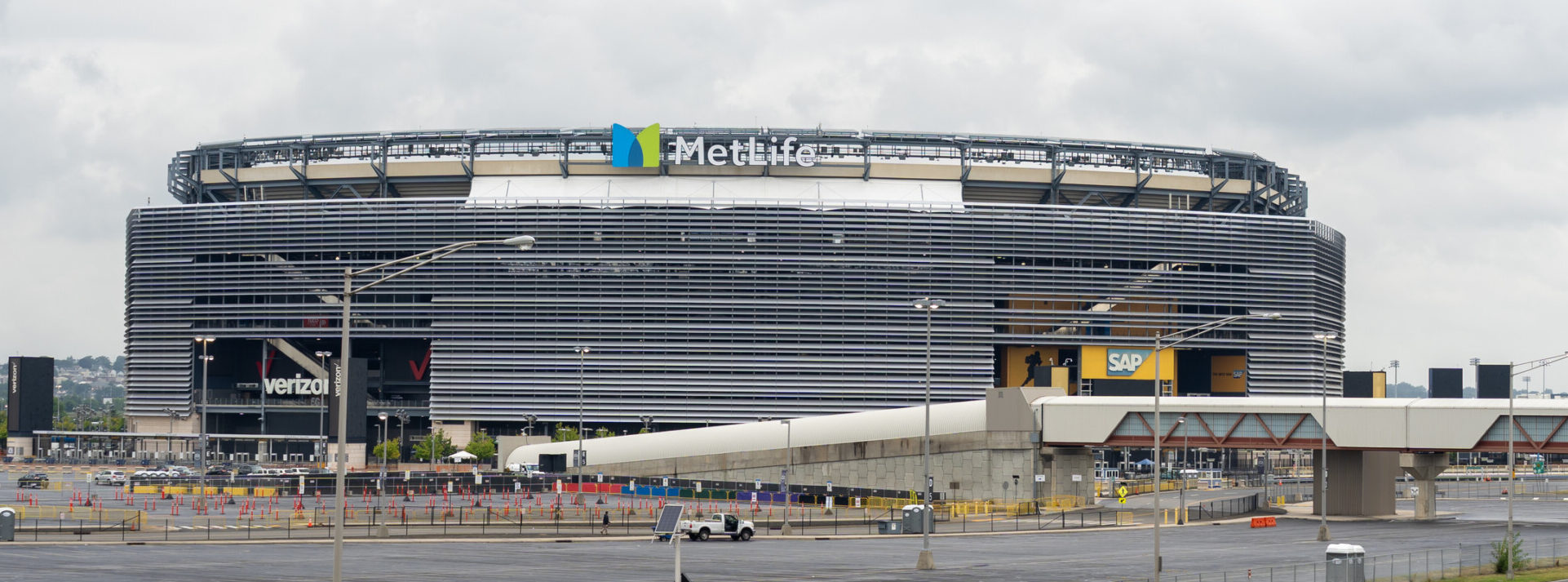 Met Life Stadium Bergen County nj mom