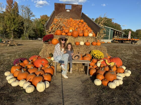 pumpkin picking in south jersey Dalton farms nj mom